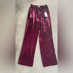 NWT! Q2 Velvet Pants; Size Small